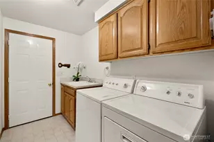 15728 Wildaire Dr SE, Yelm, WA 98597 - Photo 9