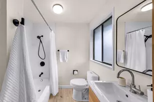 12943 SE 68th St, Bellevue, WA 98006 - Photo 29