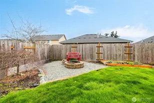 1712 Hillcrest Loop, Mount Vernon, WA 98274 - Photo 27