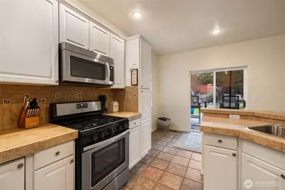 15007 148th Avenue Ct E, Orting, WA 98360 - Photo 13