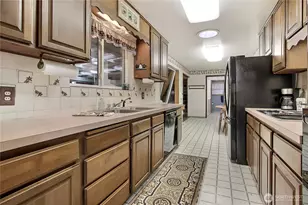 2010 87th Ave Ct E, Edgewood, WA 98371 - Photo 7