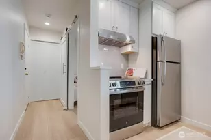 1312 6th Ave N, Seattle, WA 98109 - Photo 3