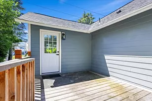 821 15th St, Bremerton, WA 98337 - Photo 17