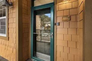 1000 Cabin Creek Ln SW, Issaquah, WA 98027 - Photo 3