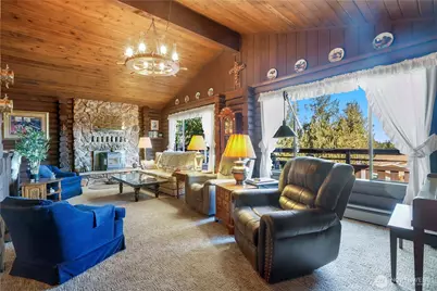 458 Klickitat Drive, La Conner, WA 98257 - Photo 5