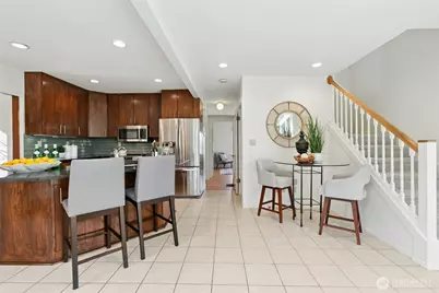 9710 8th Avenue NE, Seattle, WA 98115 - Photo 15