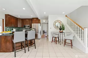 9710 8th Ave NE, Seattle, WA 98115 - Photo 15