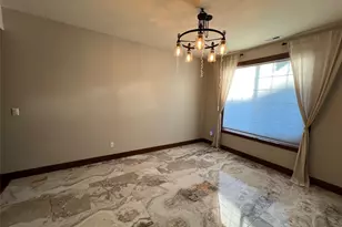 8715 185th St Ct E, Puyallup, WA 98375 - Photo 3