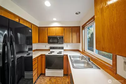 16011 Spanaway Loop S, Spanaway, WA 98387 - Photo 9