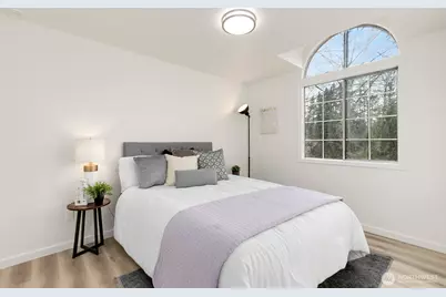 6922 128th Pl SE, Bellevue, WA 98006 - Photo 17