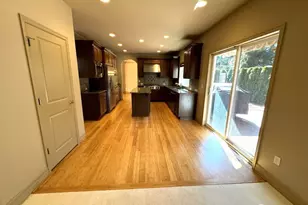 16121 Northup Way, Bellevue, WA 98008 - Photo 7