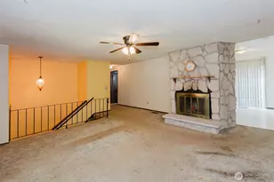 6844 NE Helena Ct, Bremerton, WA 98311 - Photo 7