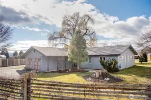 2008 E 1st Ave, Ellensburg, WA 98926 - Photo 1