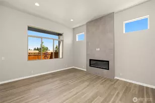 13931 178th St E, Puyallup, WA 98374 - Photo 3