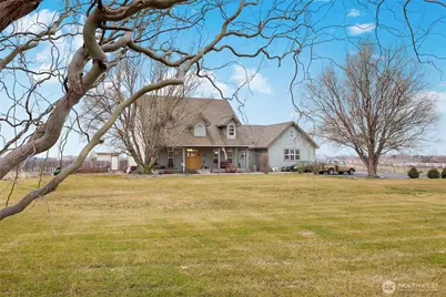 4997 NE Road 7.5, Moses Lake, WA 98837 - Photo 3