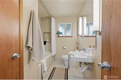 8031 Florida Dr, Everett, WA 98203 - Photo 13