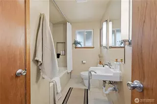 8031 Florida Dr, Everett, WA 98203 - Photo 13