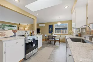 8031 Florida Dr, Everett, WA 98203 - Photo 9