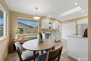 8031 Florida Dr, Everett, WA 98203 - Photo 7