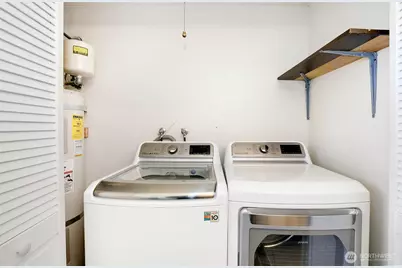 8504 Quinault Drive NE, Olympia, WA 98516 - Photo 23