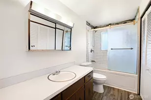 8504 Quinault Dr NE, Olympia, WA 98516 - Photo 9