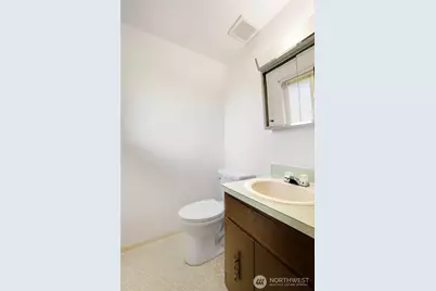 8504 Quinault Drive NE, Olympia, WA 98516 - Photo 21