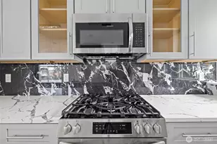 8608 42nd Ave S, Seattle, WA 98118 - Photo 9