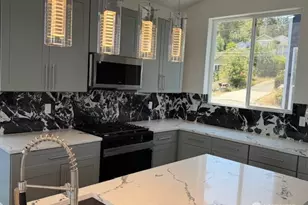 8610 42nd Ave S, Seattle, WA 98118 - Photo 7