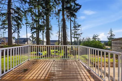 2428 Loerland Lane, Oak Harbor, WA 98277 - Photo 13