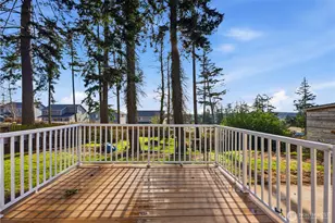 2428 Loerland Ln, Oak Harbor, WA 98277 - Photo 13