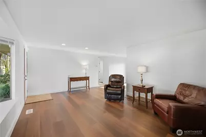 2428 Loerland Lane, Oak Harbor, WA 98277 - Photo 3