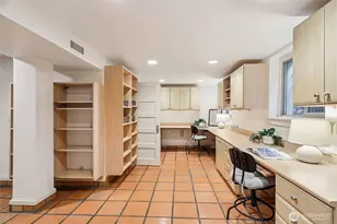 1119 19th Ave E, Seattle, WA 98112 - Photo 29