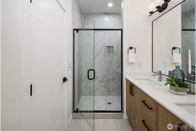 548 S Cloverdale Street #A, Seattle, WA 98108 - Photo 23