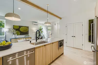 8814 41st Avenue SW, Seattle, WA 98136 - Photo 7