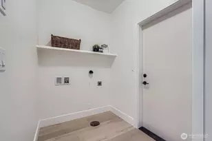 8814 41st Ave SW, Seattle, WA 98136 - Photo 21