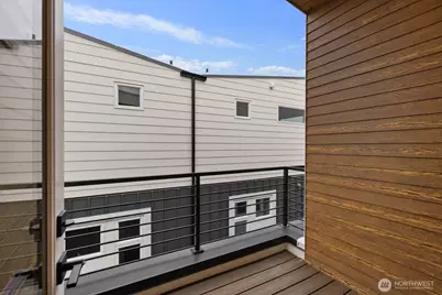 548 S Cloverdale Street #B, Seattle, WA 98108 - Photo 27