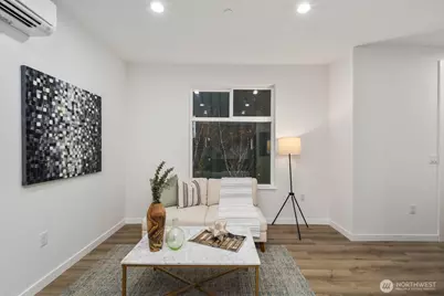 548 S Cloverdale Street #B, Seattle, WA 98108 - Photo 9