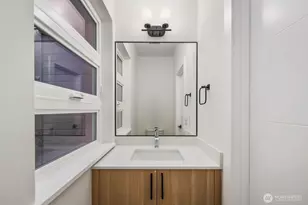 548 S Cloverdale St, Seattle, WA 98108 - Photo 21