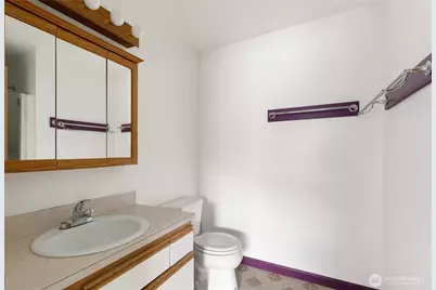 485 SW Bayshore Drive #B202, Oak Harbor, WA 98277 - Photo 27