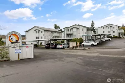 485 SW Bayshore Drive #B202, Oak Harbor, WA 98277 - Photo 3