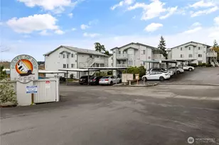 485 SW Bayshore Dr, Oak Harbor, WA 98277 - Photo 3