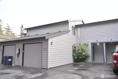 15624 8th Avenue SW #c, Burien, WA 98166 - Photo 1