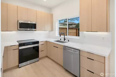 11918 4th Avenue SW #B, Burien, WA 98168 - Photo 3