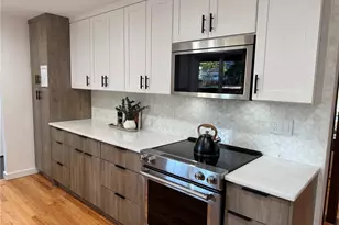 12442 NE 6th Pl, Bellevue, WA 98005 - Photo 7