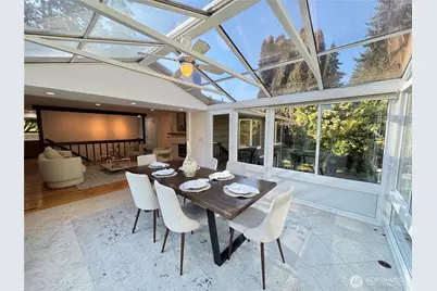 12442 NE 6th Place, Bellevue, WA 98005 - Photo 3