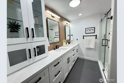 12442 NE 6th Place, Bellevue, WA 98005 - Photo 11