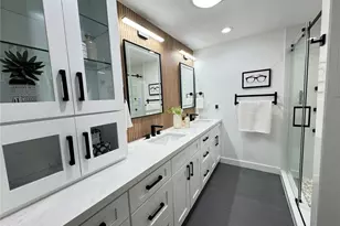 12442 NE 6th Pl, Bellevue, WA 98005 - Photo 11