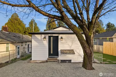 5945 Fauntleroy Way SW, Seattle, WA 98136 - Photo 3