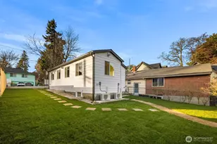 5945 Fauntleroy Wy SW, Seattle, WA 98136 - Photo 23