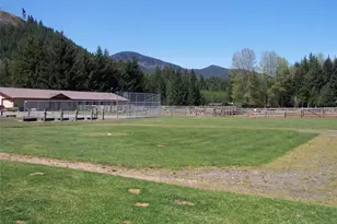 62307 Meadow Way E, Greenwater, WA 98022 - Photo 39